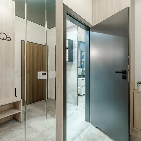 Blue Moon Jelenia Gora