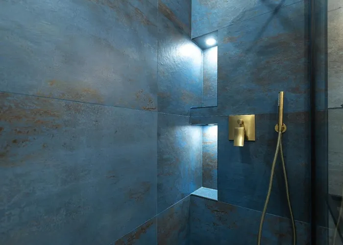 Blue Moon アパート *